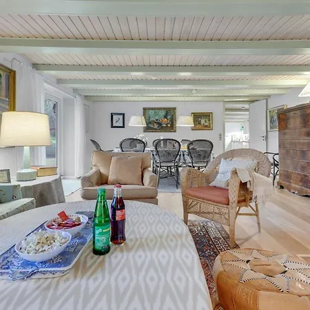 Cozy In With Kitchen Holiday home